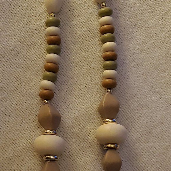 Contempo Fashions Cream/sage/taupe/tan bead necklace w/ taupe pierced earrings - Picture 3 of 3